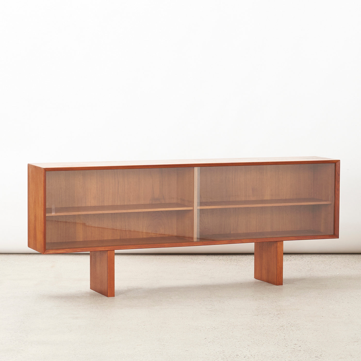 Teak Hutch, Denmark