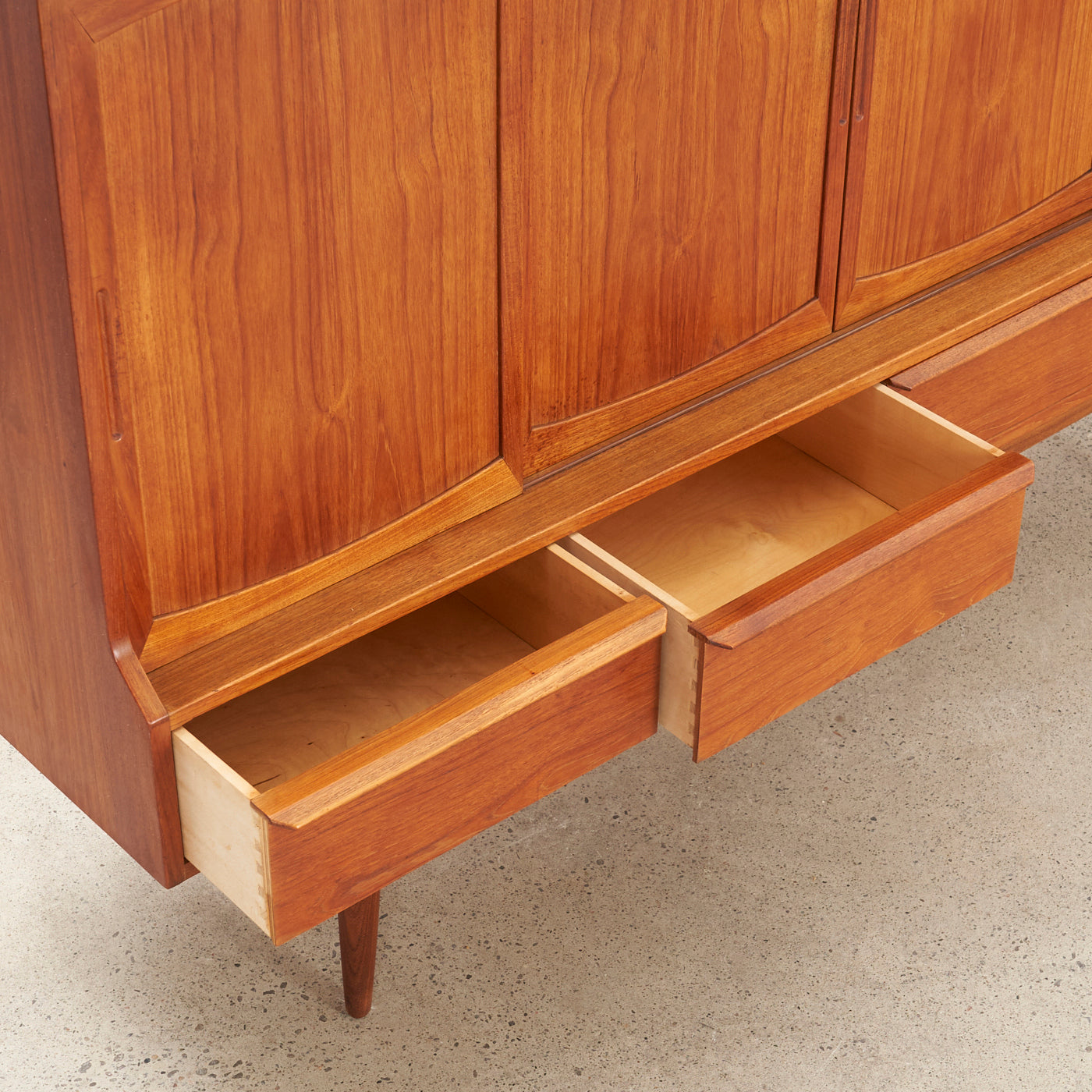 Teak Highboard