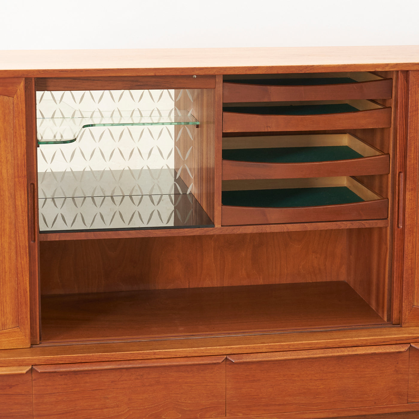 Teak Highboard