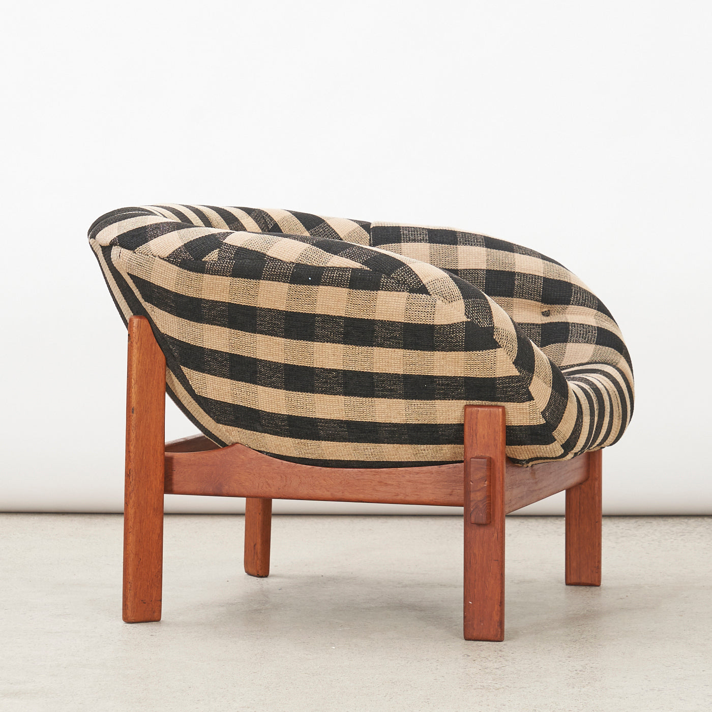 Teak Tub Lounge Chair by R. Huber