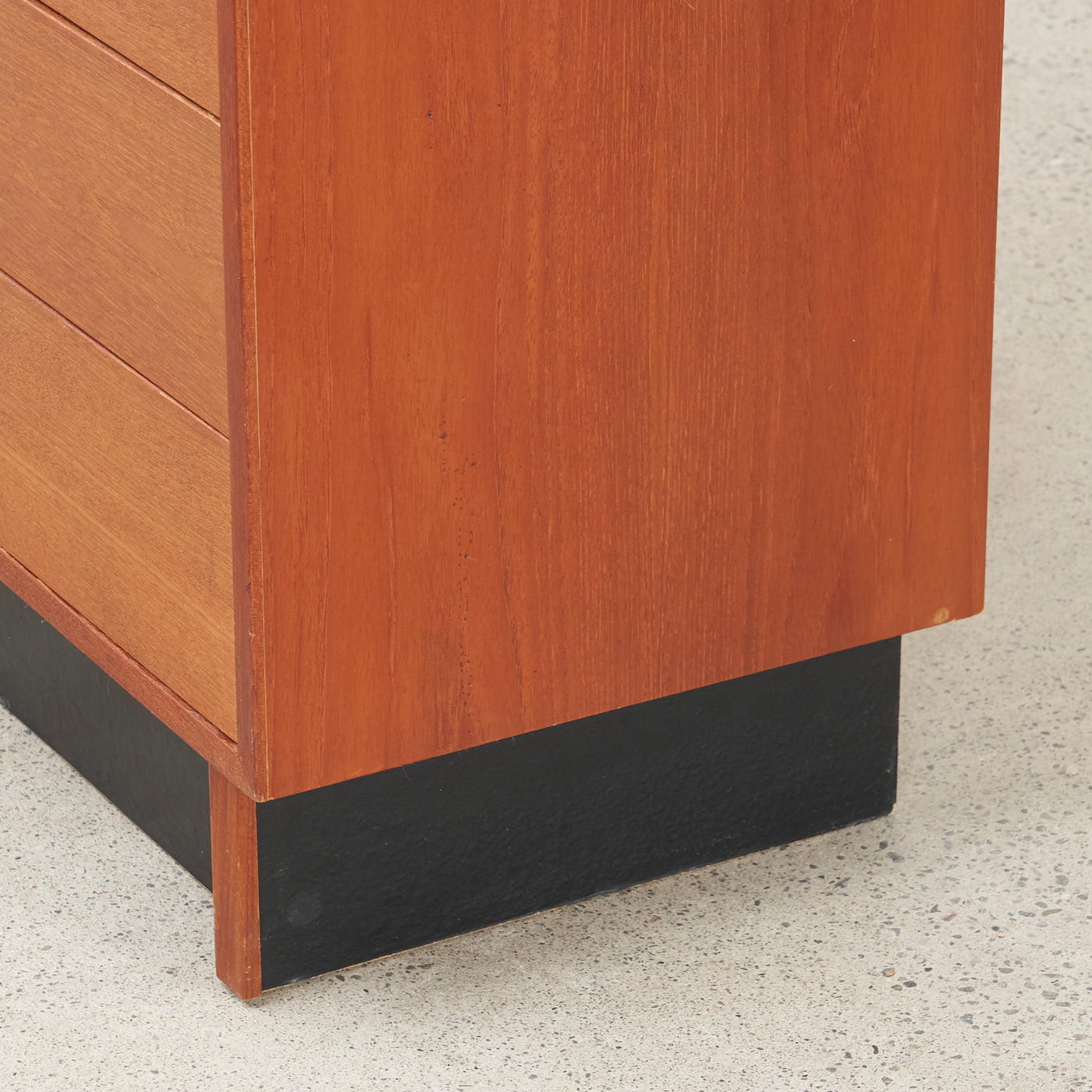 Teak 5-Drawer Dresser