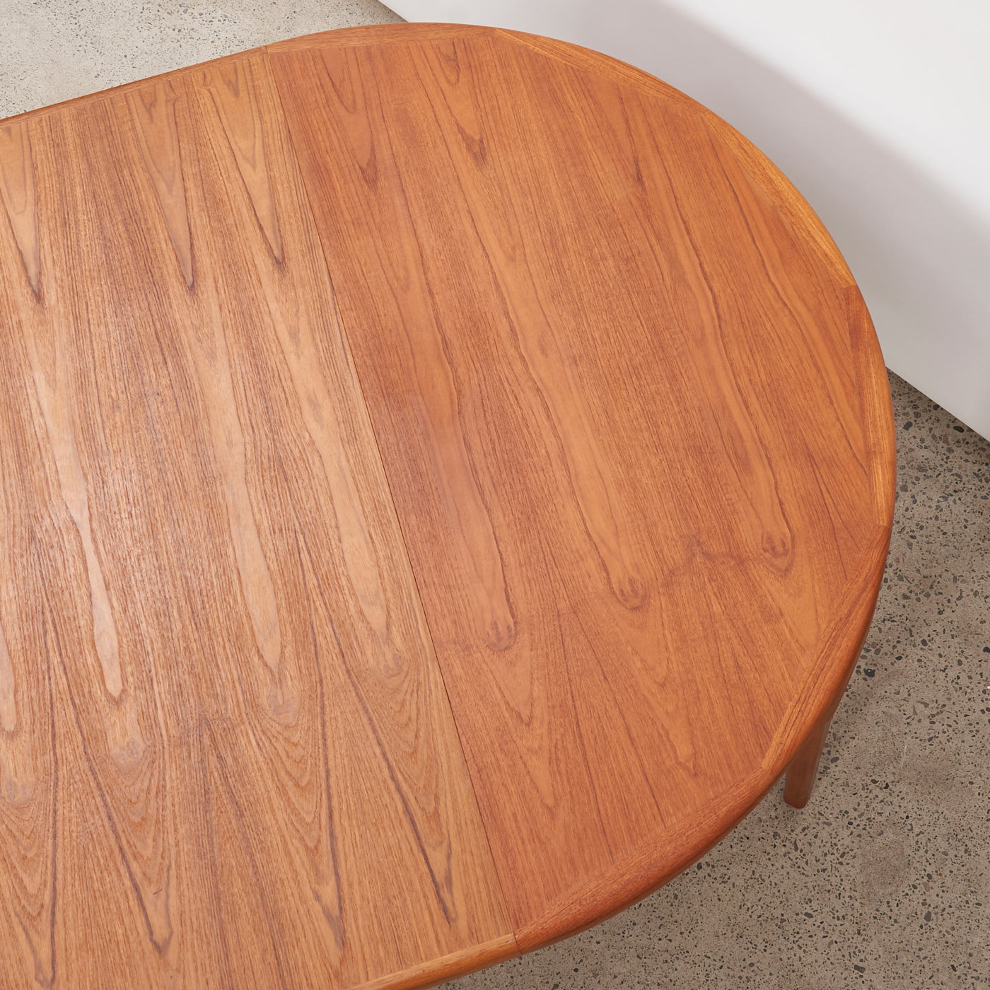 Extendable Round Teak Dining Table