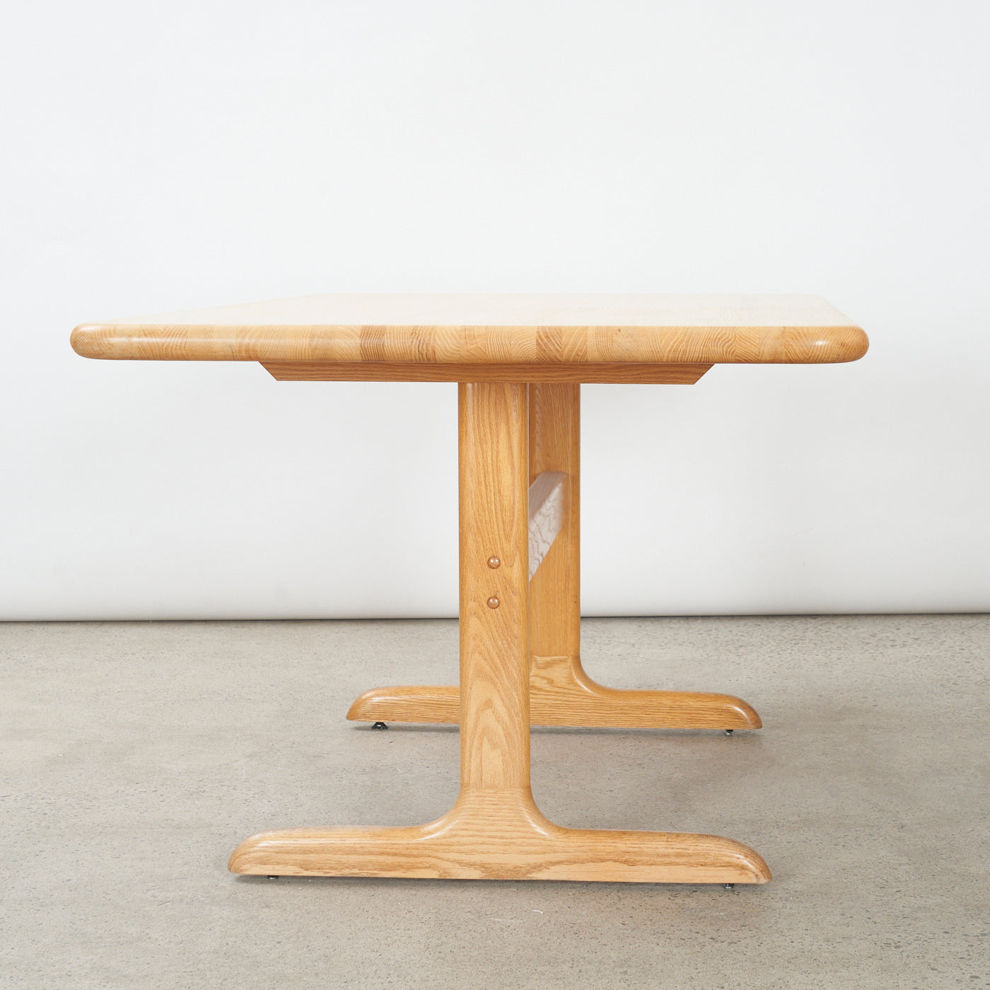 Solid Oak Dining Table w/ Pedestal Base
