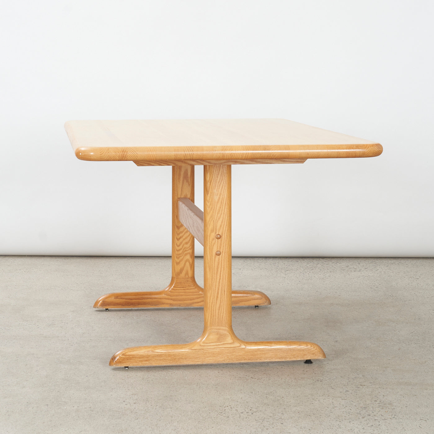Solid Oak Dining Table w/ Pedestal Base