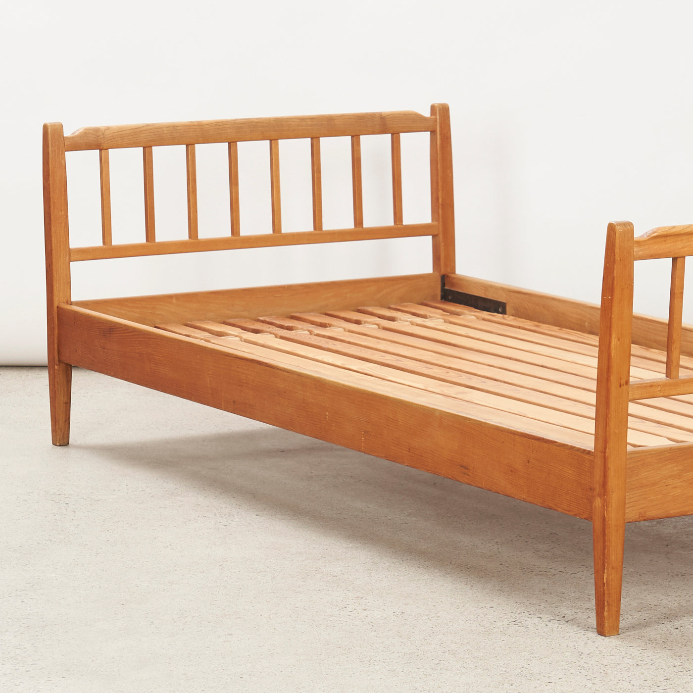 Oak European Single Bed