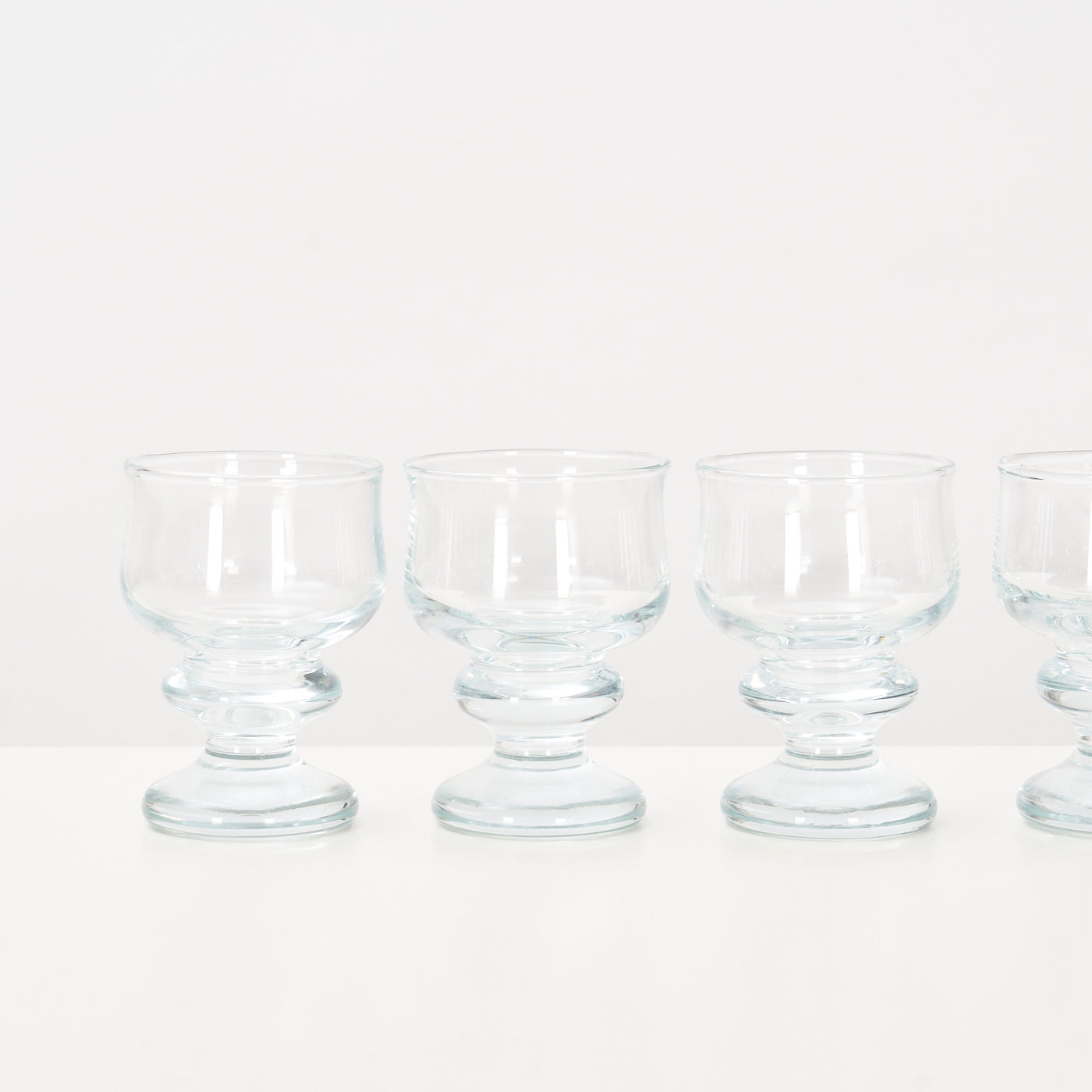 Set of 6 White Wine Glasses