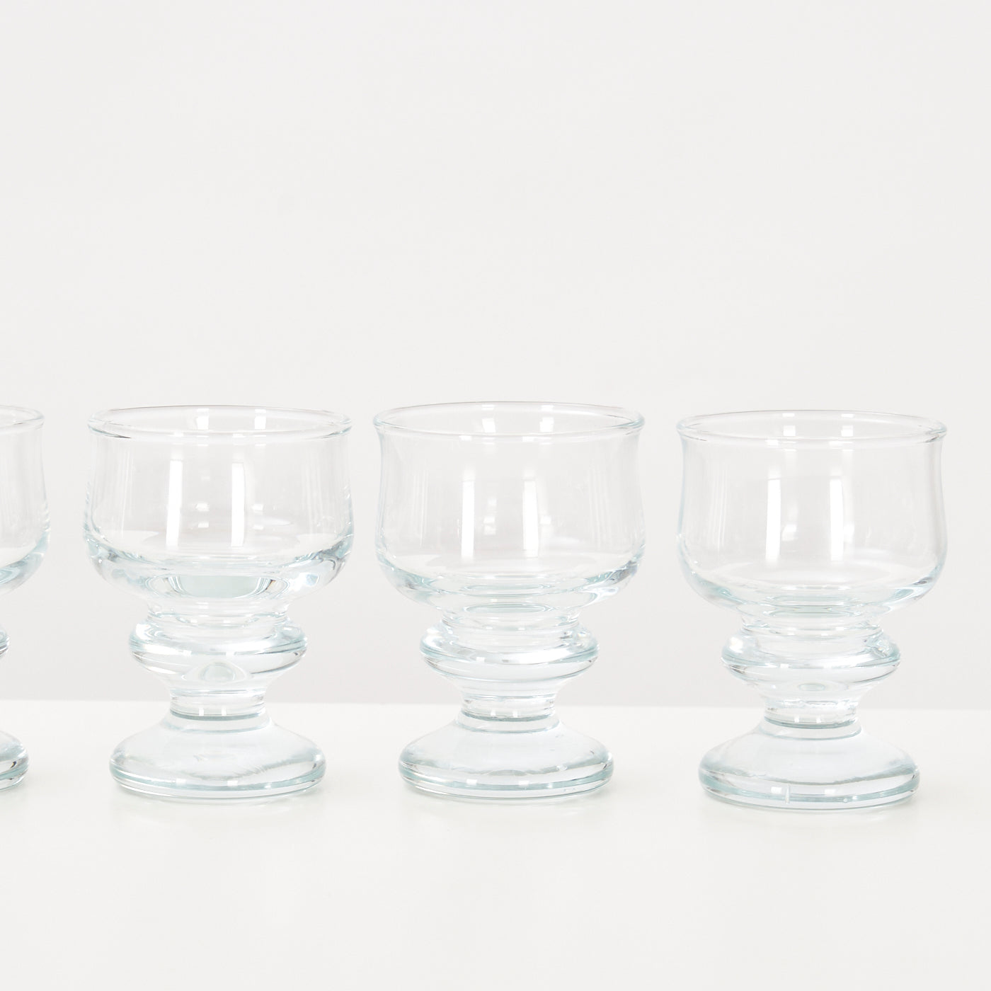 Set of 6 White Wine Glasses