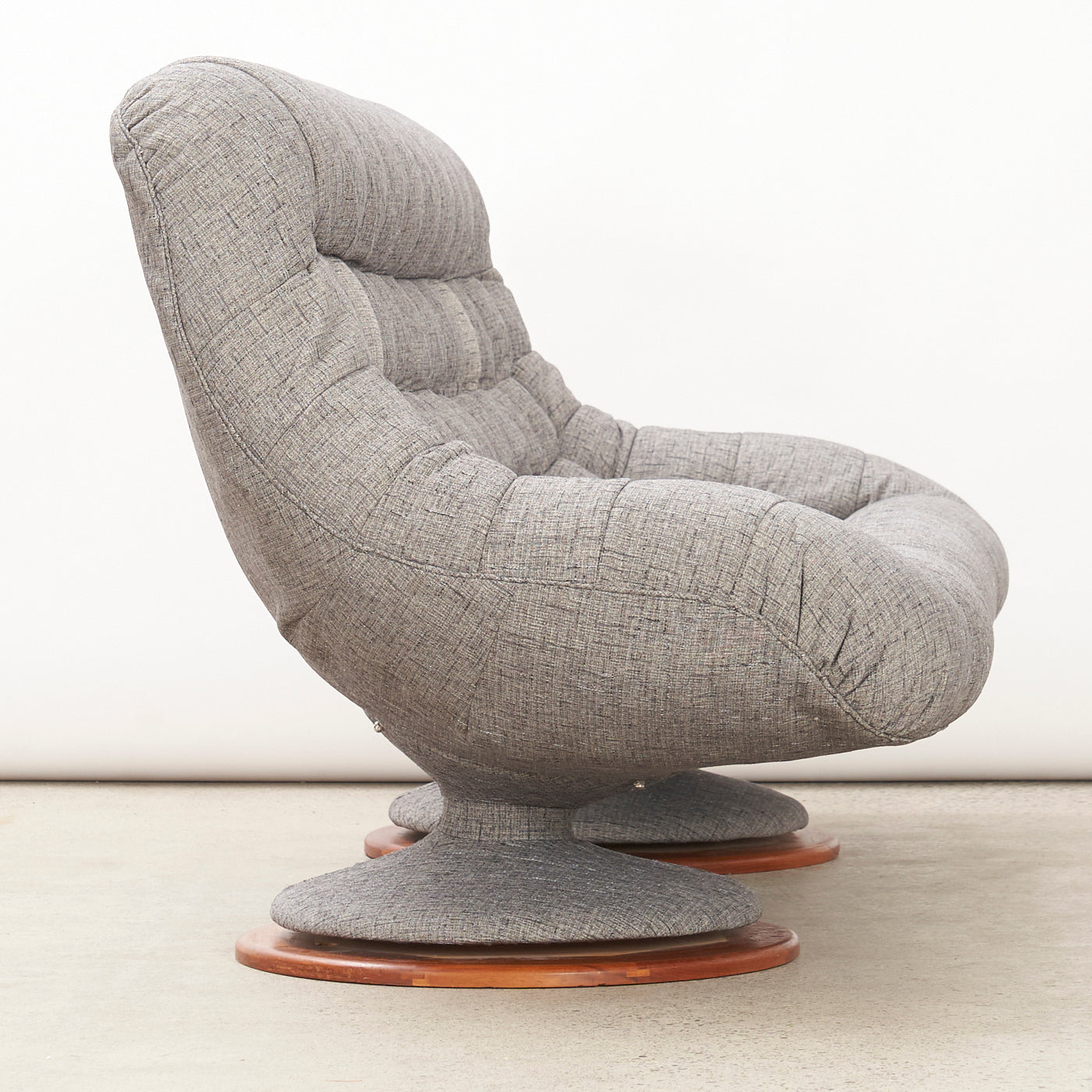 3 Seater Scoop Sofa by R. Huber