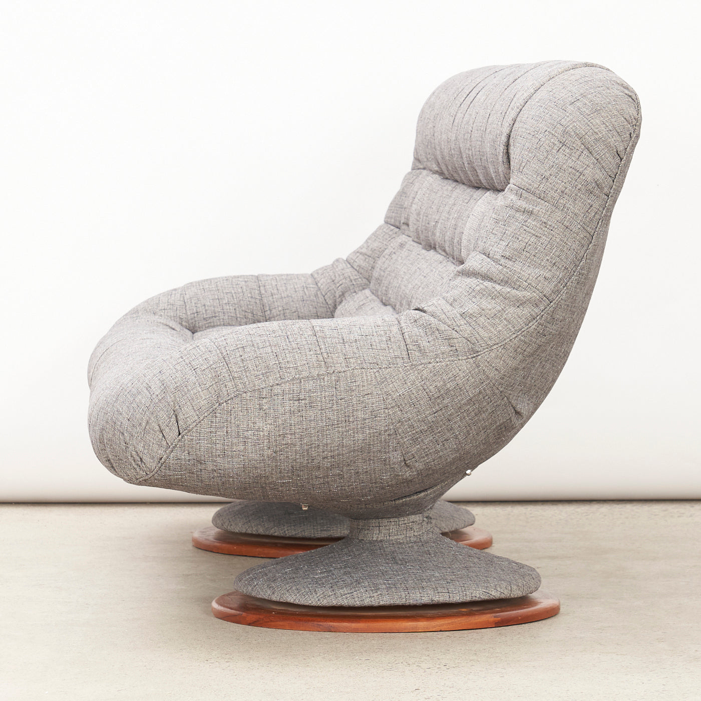 3 Seater Scoop Sofa by R. Huber